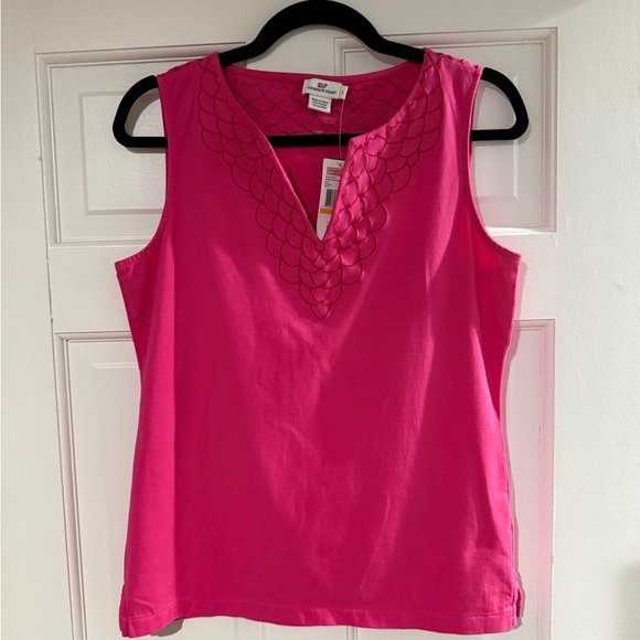 Vineyard vines tank in lipstick- S New With Tags - Picture 1 of 5